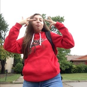 Meet your Posher, Paola